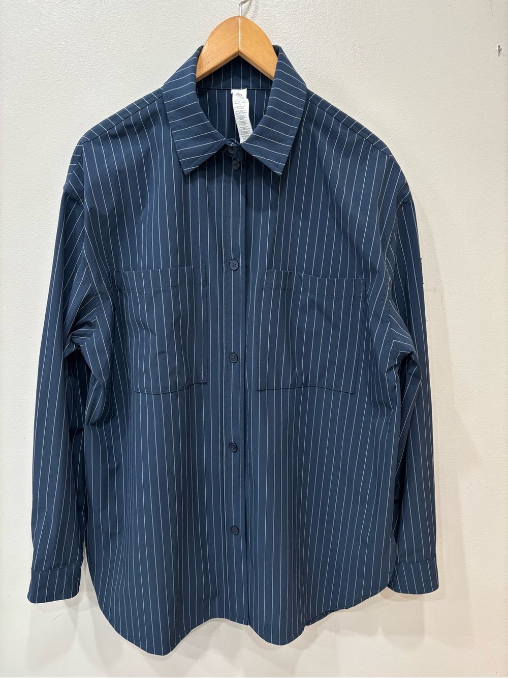 Alo Daylight Pinstripe Oversized Button Down Shirt Women’s Size Medium